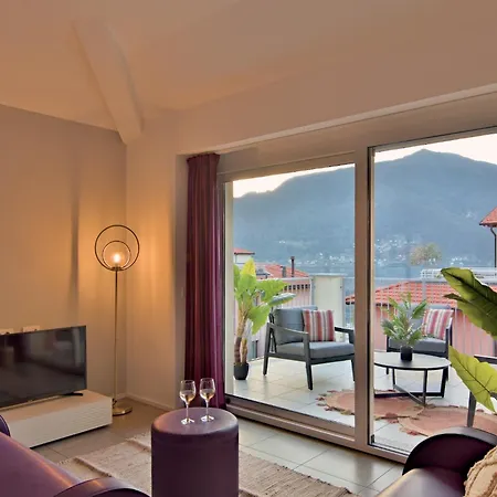 Golfo Gabella Lake Resort Maccagno Exterior photo